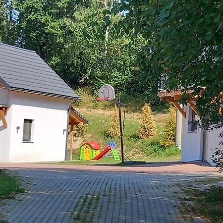 Resort Holiday Natural - Gosciniec Zacisze Chmielno Exterior photo