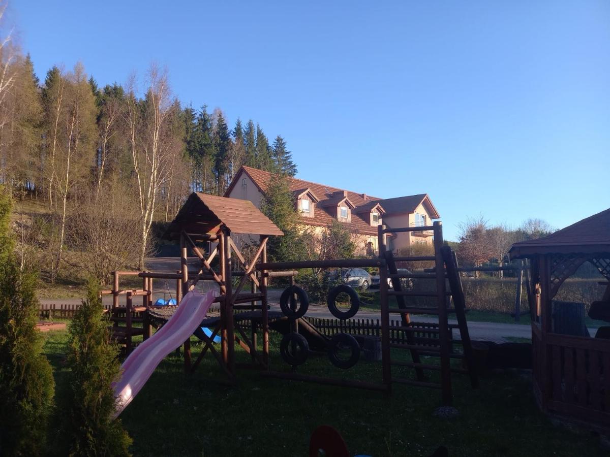 Resort Holiday Natural - Gosciniec Zacisze Chmielno Exterior photo